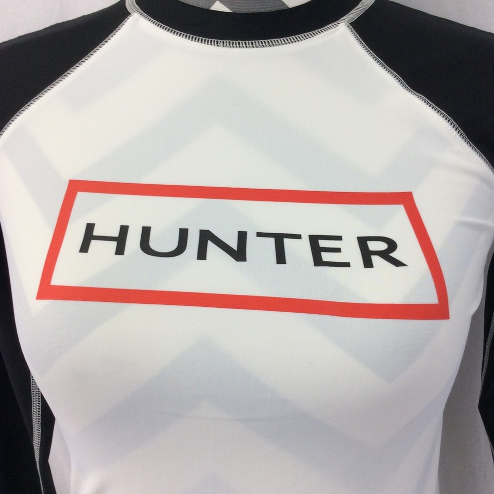 Hunter Rash Guard Size Medium NWT - Picture 2 of 3